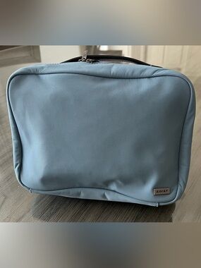 Away Light Blue Hanging Toiletry Bag